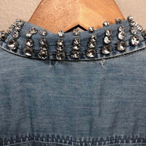 Michael Kors Chrystal-Collar Denim Shirt - Picture 6 of 7